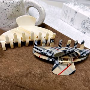 Nouvelle pince à <span class=keywords><strong>cheveux</strong></span> en acétate pour l'automne et l'hiver, style simple et luxueux, pince requin pour queue de cheval haute, tendance Ins - Product Image 4