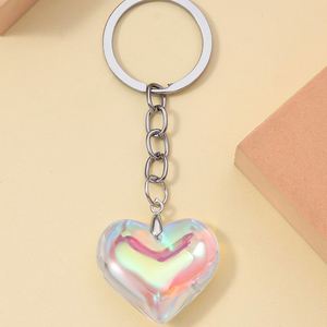 Nuevo Llavero de Corazón Arcoíris de Moda, Decoración para Bolsos, Llavero de Corazón 3D de Cristal Colorido para Niñas - Product Image 3