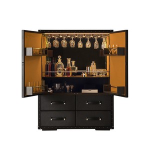 Armoire de designer nordique - Meuble à <span class=keywords><strong>vin</strong></span> en bois massif de luxe italien pour villa de luxe avec <span class=keywords><strong>casier</strong></span> en cuir - Product Image 1