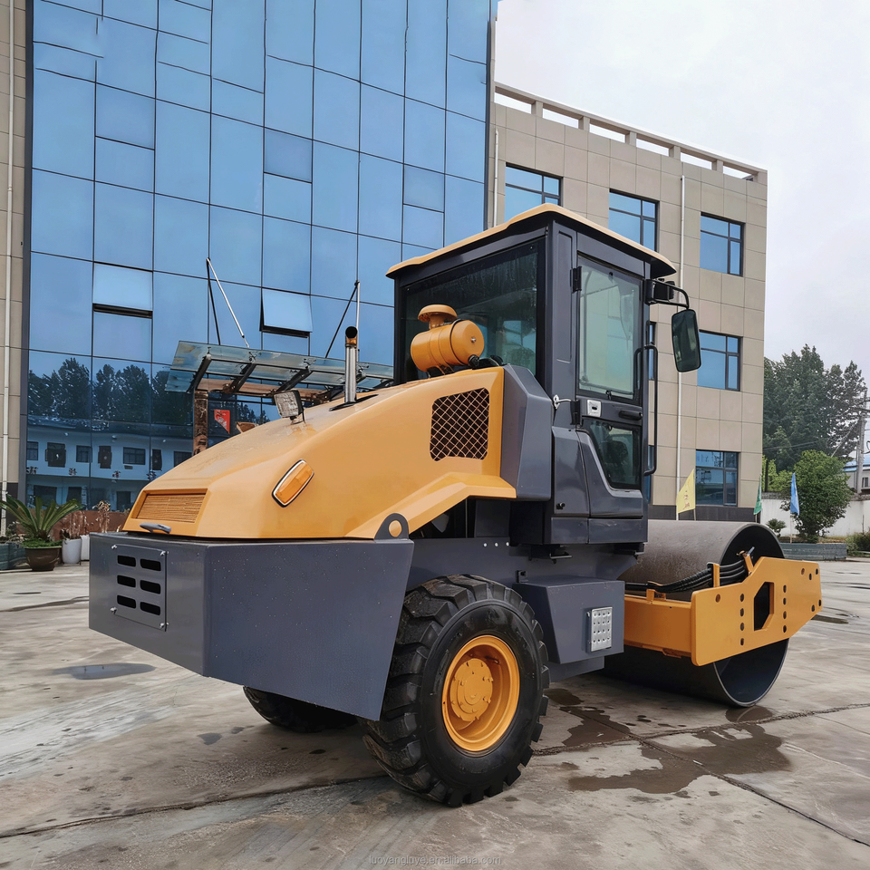 YSS306H 6 Ton Single Drum Vibratory Road Roller Compactor with Hengli ...