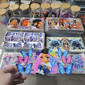 Adesivi personalizzati impermeabili all'ingrosso per tazze da 16oz con stampa UV DTF, decorazioni per tazze a globo di neve per bambine - Product Image 1