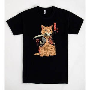 Camiseta negra Catania con diseño de gato samurái para hombres y mujeres - Product Image 1