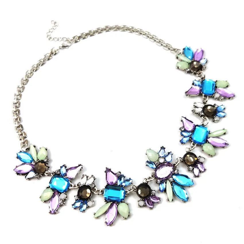 Collar de joyería de alta calidad para mujer, conjunto de gargantilla de lujo de diamantes, conjunto corto de Color ahuecado de Metal, 20287-4