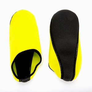 Calcetines de neopreno para adultos, botas de neopreno de 2,5mm, para agua, yoga, piscina, playa, caminar, deporte, surf, buceo - Product Image 6