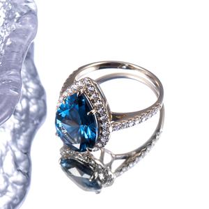 Anillo de Compromiso Messi Jewelry MS-829 de Oro de 10k con Espinela en Corte Pera, Estilo Clásico - Product Image 2