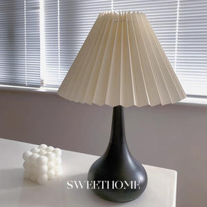 Retrospective Modern American Decorative Table Lamp for Bedroom High-End Minimalist Night Light Pleated Design Cross-Border - Product Image 5