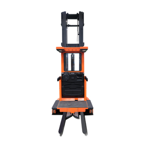 Apilador Eléctrico Noblelift de Alta Gama con Capacidad de 1200 kg, Elevador de Operador a Bordo con Altura de Elevación de 6 m, Batería de Plomo-Ácido, para Uso en Interiores - Product Image 4