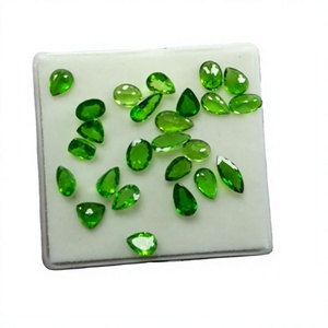 Pierres précieuses naturelles de tsavorite TASBIYA GEMS - Tailles 3x5/4x6/5x7 mm, coupes cœur/poire/ovales, facettées naturellement pour la fabrication de bijoux - Product Image 1