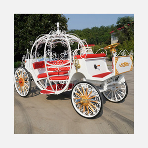 Carruaje de Entrada de Novia Blanco de Cuento de Hadas, Temática de Cenicienta, Carroza de Calabaza con Caballos para la Entrada de la Novia en Venta - Product Image 5