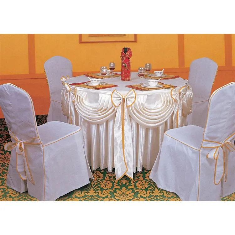 Housse de table et de chaise de banquet blanche de luxe avec nœud papillon pour plan de mariage