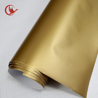 Precio de fábrica Autoadhesivo PET PVC Mate Cromo Oro Plata Rollo de vinilo Película Superficie brillante Suave para plotters de corte Hecho en China