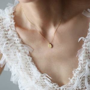 Colliers de mode en acier inoxydable pour femmes, pendentifs ovales en forme de grain de café, résistants à la décoloration, bijoux rétro - Product Image 2