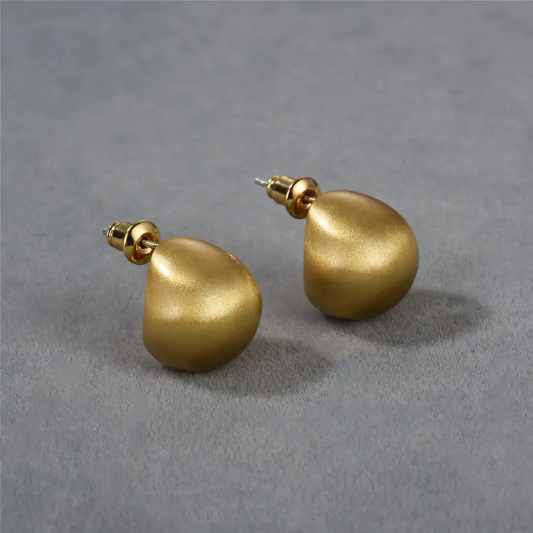 Orecchini a spillo geometrici opachi in argento S925 18k placcato oro gioielli design semplice orecchini a bottone