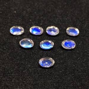 Venta al por mayor IGI certificado 4x6mm Arco Iris Natural piedra lunar calidad AAA plata azul fuego Color calidad fina ovalada piedra preciosa suelta - Product Image 5
