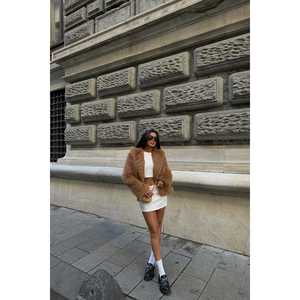 เสื้อคลุมขนสัตว์แท้ ทัน รูฟีนา ทำจากขนมิงค์ กระต่าย และสุนัขจิ้งจอก มีทั้งแบบยาวและแบบสั้น  ย้อมสีเคลือบลายพิมพ์  ผ้าแคชเมียร์ทอ  พร้อมสายคาดเข็มขัด - Product Image 2