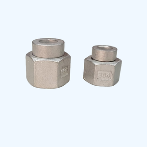 Raccords de tuyauterie en laiton et acier inoxydable argentés sur mesure de 1/2 po, haute spécification, pour diverses industries, avec tête hexagonale moulée - Product Image 4