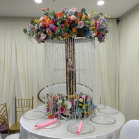 Décoration de table d'événement de luxe, perles acryliques, support de fleurs doré, centre de table en cristal doré pour mariage