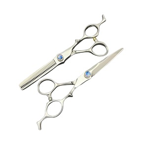 Ciseaux de coiffure professionnels 62 mm en acier inoxydable 440C pour droitiers, ciseaux à effiler pour salon de beauté - Product Image 1