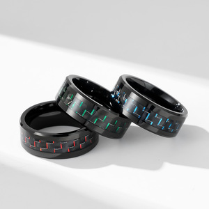 Anillo de fibra de carbono de acero de tungsteno para hombre, negro, azul, rojo, verde, diseño geométrico, joyería de regalo - Product Image 1