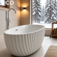 Baignoire SICO 1,7 m blanche à rayures verticales cannelées, baignoire de trempage en surface solide, baignoire de luxe pour villa, hôtel boutique, salle de bain