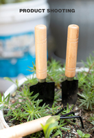 Set di Attrezzi per Bonsai 3 Pezzi: Mini Pala, Rastrello e Vanga per la Coltivazione di Piante Succulente e la Cura di Fiori in Vaso con Manico in Legno