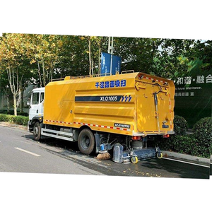 Balayeuse routière XLQ1005 à aspiration humide et sèche, largeur de balayage 2650 mm, capacité 10 m³, pour le nettoyage des routes et pavés - Product Image 2