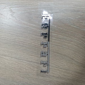Emblema de Coche de 15 cm para <span class=keywords><strong>Ferrari</strong></span> OEM 610250001 - Product Image 1