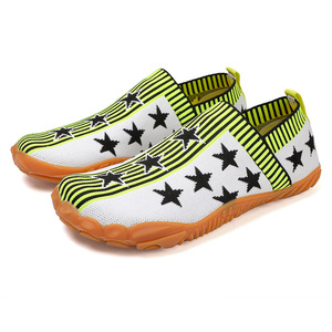 Chaussures bateau légères et respirantes en maille pour hommes, avec motif étoiles et rayures, chaussures décontractées confortables à enfiler pour l'été - Product Image 5