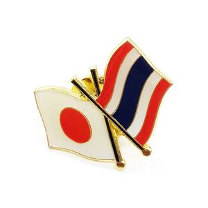 เข็มกลัดติดเสื้อธงชาติไทยญี่ปุ่นลายกากบาทเคลือบทองคำแบบดั้งเดิม - Product Image 1