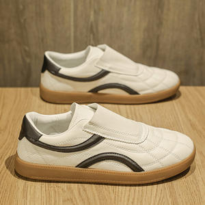 Zapatos deportivos de moda para primavera y otoño para hombre, zapatillas sin cordones, cómodos zapatos para caminar, ligeros, transpirables, diseño antideslizante, gamuza - Product Image 1