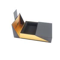 Boîte cadeau de luxe à double porte magnétique, style livre, en carton rigide avec doublure en papier doré pour parfums et coffrets beauté