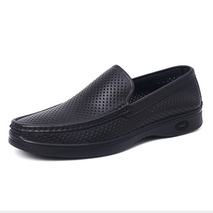 Mocasines de cuero transpirable perforado para hombre, zapatos casuales sin cordones con suela de goma para el tiempo libre - Product Image 5