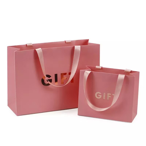 Sacs en <span class=keywords><strong>papier</strong></span> rose de luxe personnalisés pour bijoux et vêtements, impression de votre logo, vente en gros - Product Image 1
