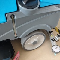 Autolaveuse industrielle autoportée KUER-XJ160S pour le nettoyage des grands sols