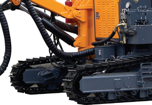 KAISHAN Hoog-Efficiënte Diesel-Aangedreven KT7D Geïntegreerde DTH Boor Mijnbouwboorinstallatie Motor Tandwiel Lager Steenkrabber Stof - Product Image 2