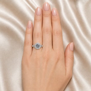 Bague marguerite en argent sterling 925 avec diamant sel et poivre naturel, grappe florale pavée à branches fendues, style vintage pour femme - Product Image 2