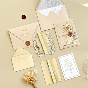 Invitaciones de <span class=keywords><strong>Boda</strong></span> de Acrílico Plateado con Espejo Personalizadas de Lujo, con <span class=keywords><strong>Sobres</strong></span> Florales con Detalles en Dorado y Tarjeta RSVP con Código QR - Product Image 3