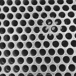 Gouttière de protection pour la construction ferroviaire, tôle perforée décorative en métal pour projet d'infrastructure - Product Image 1