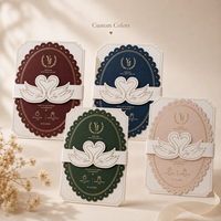 Invitation de mariage personnalisée avec motif cygne en relief, option multicolore, carte de mariage imprimée en feuille d'or pour un événement de mariage élégant