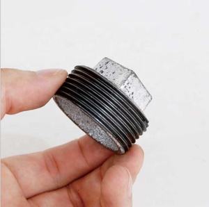 Fonte do fabricante npt/bspt mi molinete de ferro maleável cabeça quadrada tomada de tubulação - Product Image 1