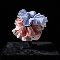 Scrunchie motif ceri etnik vintage yang lucu dan manis untuk anak perempuan, ikat rambut berumbai yang menggemaskan untuk pemakaian sehari-hari