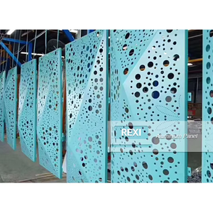 Panneaux de <span class=keywords><strong>façade</strong></span> en aluminium architecturaux personnalisés pour murs extérieurs Revêtement métallique perforé pour façades de bâtiments modernes - Product Image 2