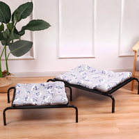 Lit surélevé portable pour animaux de compagnie, intérieur et extérieur