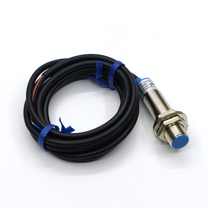 Sensor Inductivo M12 FR12-2DN 36vdc, Interruptor de Proximidad para Vehículos - Product Image 1