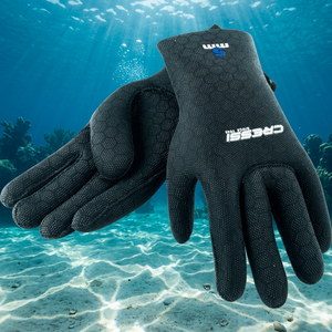 Guanti CRESSI ad alta elasticità per sport acquatici e immersioni, neri, 2,5 mm con logo blu, modello XLX475702 KH - Product Image 3