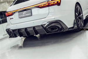ชุดแต่งคาร์บอนไฟเบอร์สำหรับ Audi RS6 Avant รุ่นปี 2013-2024 ยี่ห้อ New ZNDR ประกอบด้วยลิ้นกันชนหน้าแบบสกรูออน, ดิฟฟิวเซอร์, สปอยเลอร์ และสเกิร์ตข้าง - Product Image 3