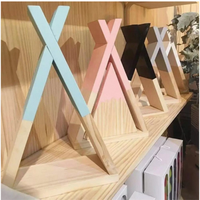 Étagère murale style tipi nordique, en bois coloré, organiseur flottant pour la décoration de la maison