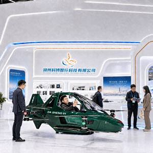 Motocicleta Voladora Futurista Realista, Vehículo Aéreo Personal Guiado por Piloto (EVTOL) con Propulsión a Reacción y Fibra <span class=keywords><strong>de</strong></span> Carbono - Product Image 4