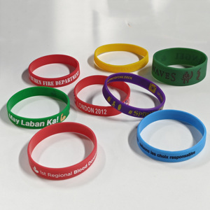 Bracelets promotionnels personnalisés avec logo, bracelets en silicone lumineux pour fêtes et course à pied, bracelets personnalisés - Product Image 2