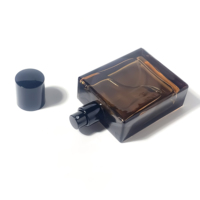 Vente en gros de bouteille en verre de parfum brun rectangulaire de 50ml emballage en verre d'huile essentielle de style carré de luxe unique avec boîte à parfum